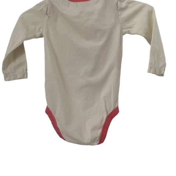 Burt’s Bees organic 3-6 month onesie. - Picture 4 of 4